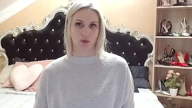 Snapshot of Perfect69XXX chatting on 03-04-25, 06:26 Perfect69XXX online show from 03-04-25, 06:26