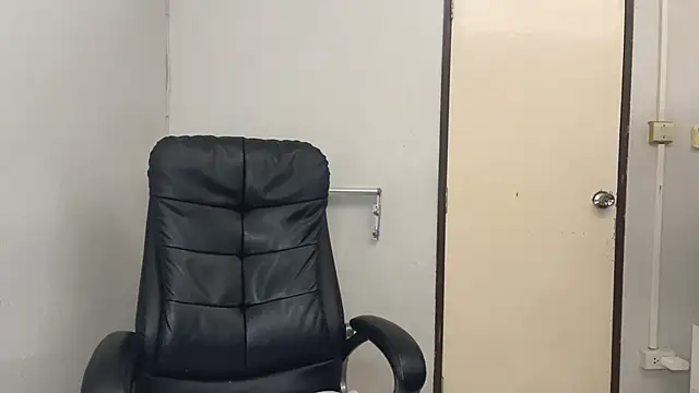 SassyJessi online show from 01-10-26, 04:08