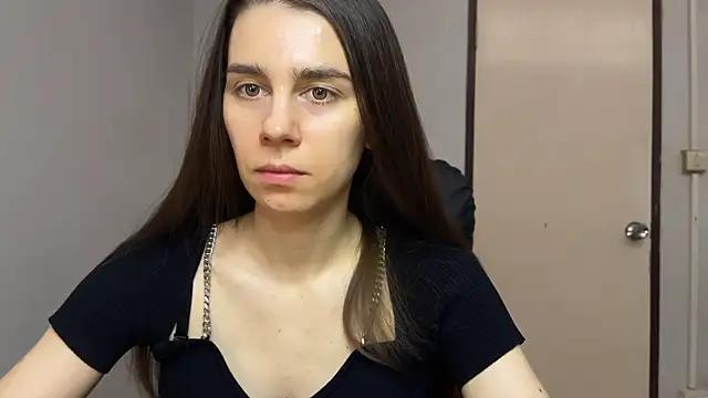 Snapshot of SassyJessi chatting on 02-08-26, 04:10 SassyJessi online show from 02-08-26, 04:10