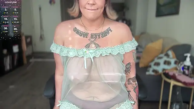 WendyDarling online show from 01-21-25, 09:15