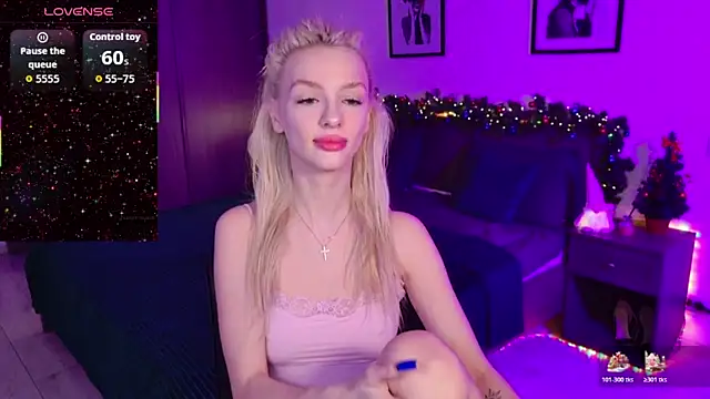 AleksaBlonde online show from 12-19-25, 06:05