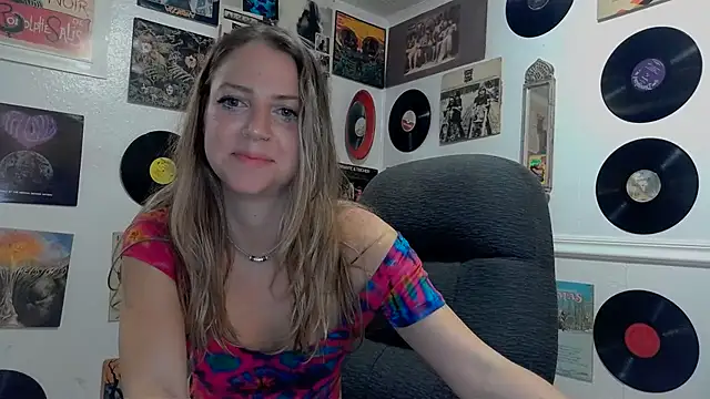 molly witha chance online show from 01-22-25, 03:52