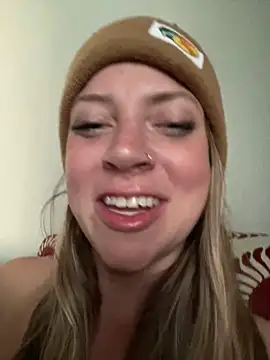 molly witha chance online show from 03-15-25, 11:51