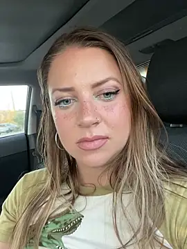 molly witha chance online show from 02-10-26, 10:31