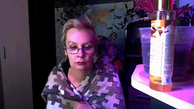 HelgaHimmell online show from 04-08-26, 09:27