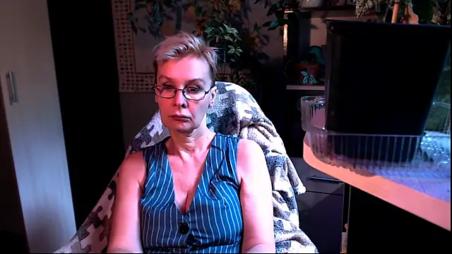 HelgaHimmell online show from 06-12-26, 02:15