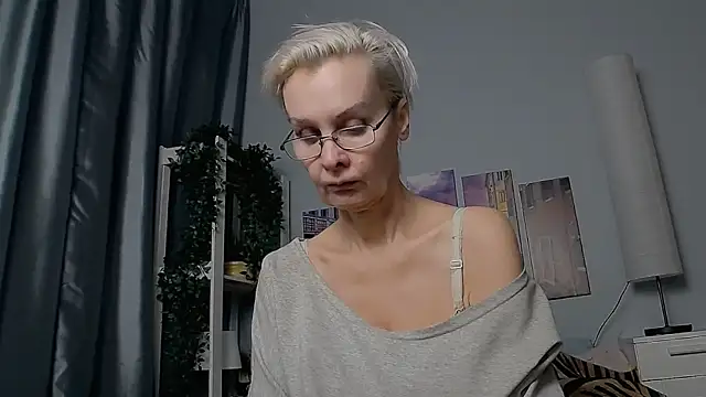 HelgaHimmell online show from 01-21-25, 10:30