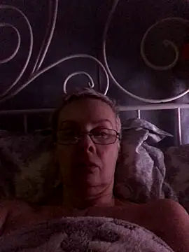 HelgaHimmell online show from 01-09-26, 01:01