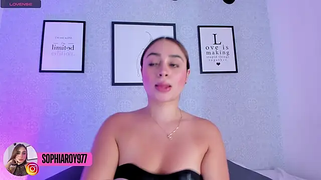 Snapshot of sophia_98 chatting on 09-24-25, 08:04 sophia 98 online show from 09-24-25, 08:04