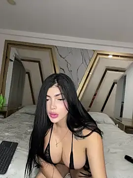 bellacarolainnn online show from 07-01-26, 02:01