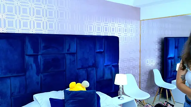 LexaDeRusso online show from 03-18-26, 07:48