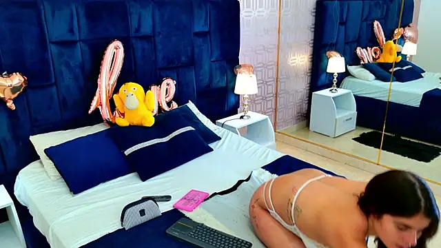 LexaDeRusso online show from 02-23-26, 07:47