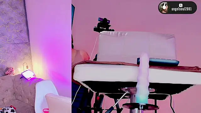 Snapshot of Angelst__ chatting on 02-17-26, 05:38 Angelst online show from 02-17-26, 05:38