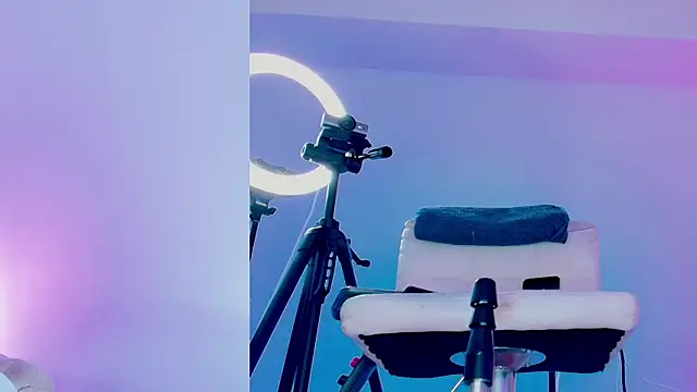 Angelst   online show from 04-08-26, 01:51