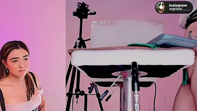 Snapshot of Angelst__ chatting on 02-19-26, 07:16 Angelst online show from 02-19-26, 07:16