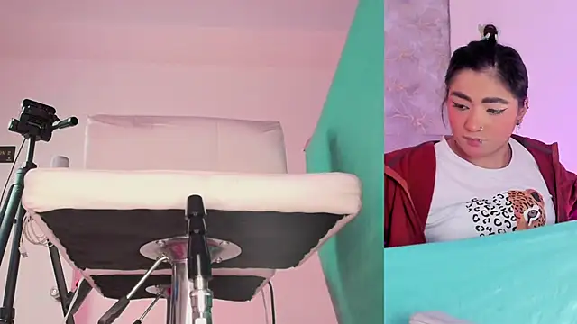 Angelst   online show from 10-12-25, 06:48