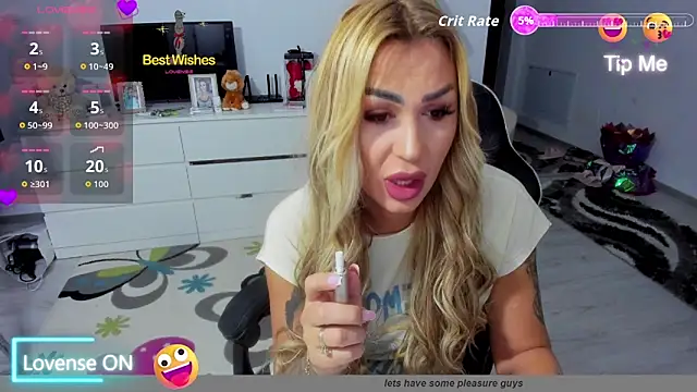Snapshot of GlossyDiamondX chatting on 09-27-25, 02:39 GlossyDiamondX online show from 09-27-25, 02:39