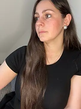 Loella-Rose online show from 04-18-26, 05:15