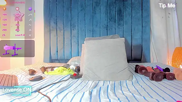 blondehorny69 online show from 09-23-25, 07:43