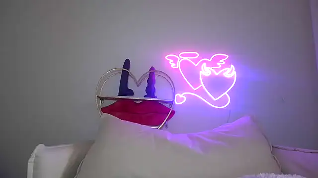 quinnmariexo online show from 02-07-26, 06:05