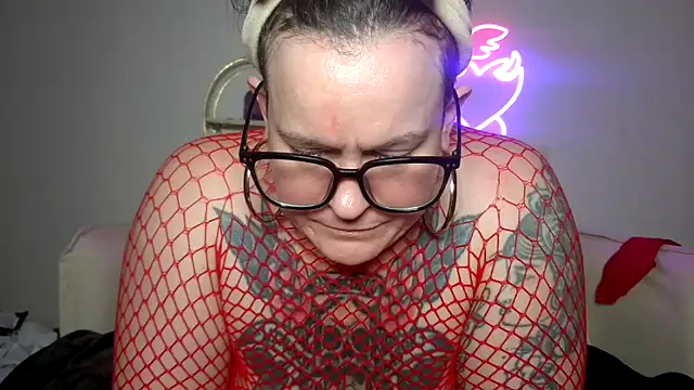 quinnmariexo online show from 02-05-26, 04:30