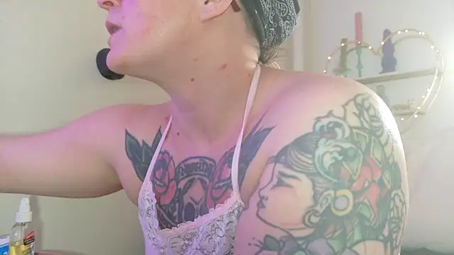 quinnmariexo online show from 03-27-26, 07:48