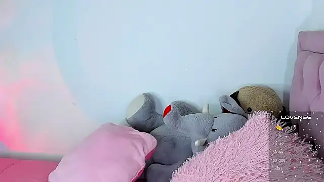 Snapshot of youpinkgirl_ chatting on 01-26-25, 02:56 youpinkgirl  online show from 01-26-25, 02:56