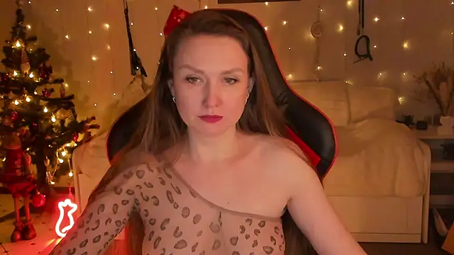 desperatehousewife   online show from 12-20-25, 04:43