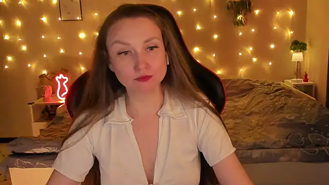 Snapshot of desperatehousewife__ chatting on 05-02-26, 07:08 desperatehousewife online show from 05-02-26, 07:08