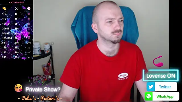 Snapshot of RealManHaveHairy chatting on 02-22-26, 06:27 RealManHaveHairy online show from 02-22-26, 06:27