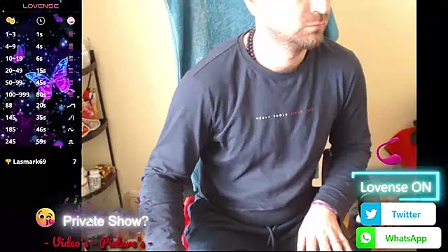 Snapshot of RealManHaveHairy chatting on 02-16-26, 08:46 RealManHaveHairy online show from 02-16-26, 08:46