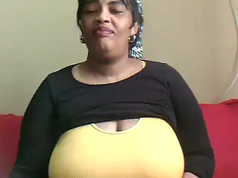 SexxyBoob online show from 12-21-25, 08:05