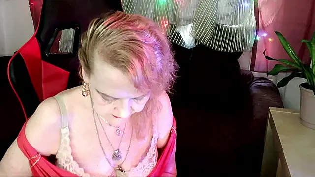 Snapshot of Liset_Monro chatting on 06-07-26, 04:45 Liset Monro online show from 06-07-26, 04:45