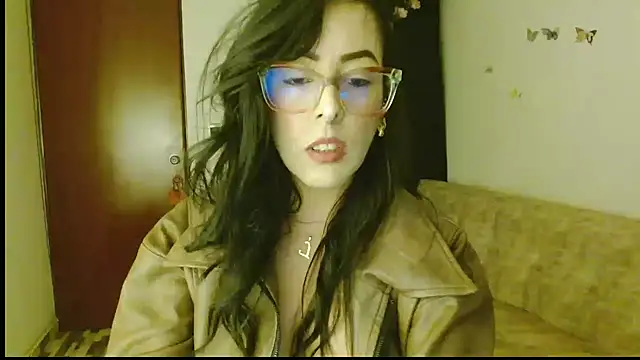Snapshot of ella_peck chatting on 04-22-26, 03:13 ella peck online show from 04-22-26, 03:13