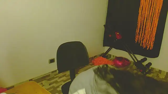 ella peck online show from 10-30-25, 06:01