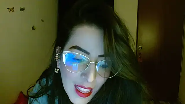 Snapshot of ella_peck chatting on 07-01-26, 03:51 ella peck online show from 07-01-26, 03:51