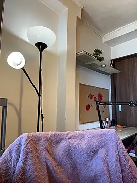 Hotmomcheckk  online show from 03-07-26, 10:54