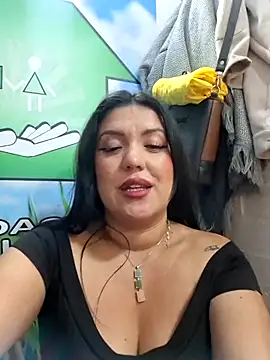 Sophie-hatter online show from 06-01-26, 03:22