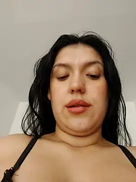 Sophie-hatter online show from 03-17-25, 08:30