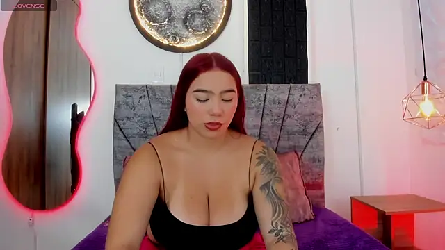 Snapshot of Ariadna_sc chatting on 02-27-25, 01:28 Ariadna sc online show from 02-27-25, 01:28