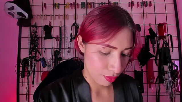 charrlotte quinn online show from 12-22-25, 03:23