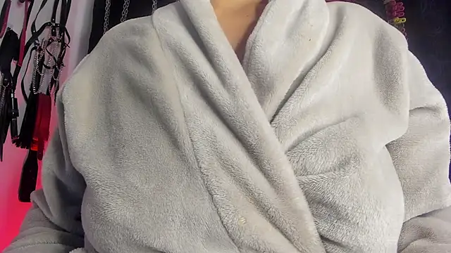 charrlotte quinn online show from 02-14-26, 03:23