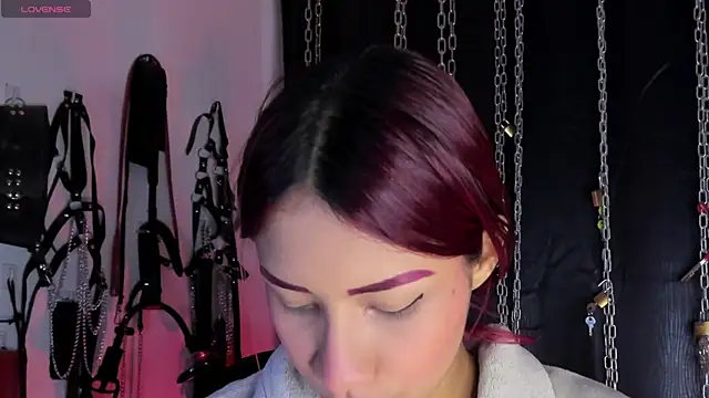 Snapshot of charrlotte_quinn chatting on 06-03-26, 12:39 charrlotte quinn online show from 06-03-26, 12:39