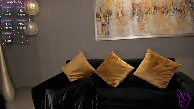 MollySundersX online show from 06-27-26, 11:49