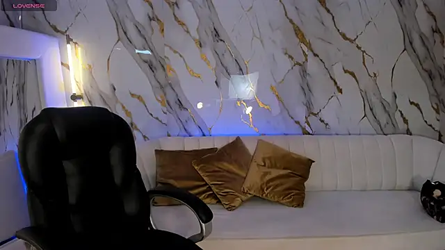 MollySundersX online show from 03-07-26, 05:03