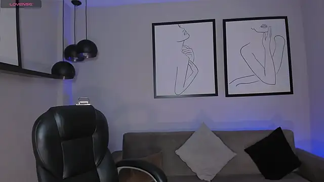 MollySundersX online show from 06-04-26, 03:44