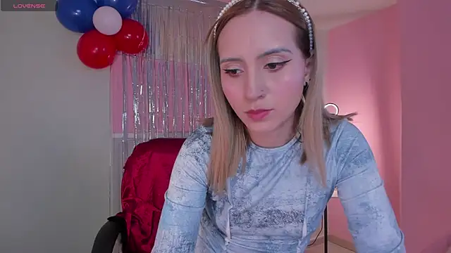 MollySundersX online show from 07-04-26, 08:46