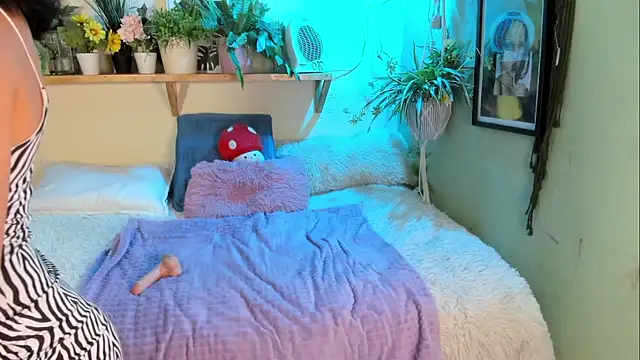 MiaaRose online show from 11-20-25, 09:36