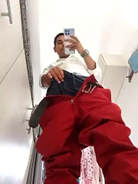 Felipesilv5 online show from 01-10-26, 05:52