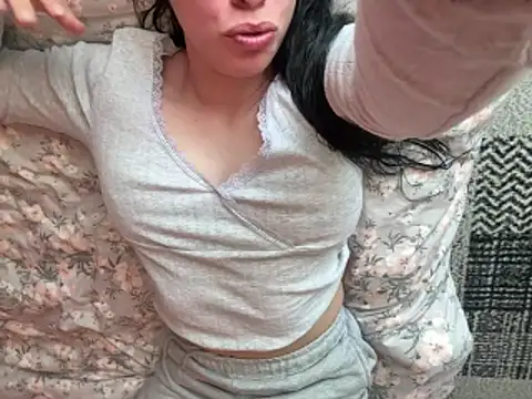 czruz online show from 04-18-26, 02:19